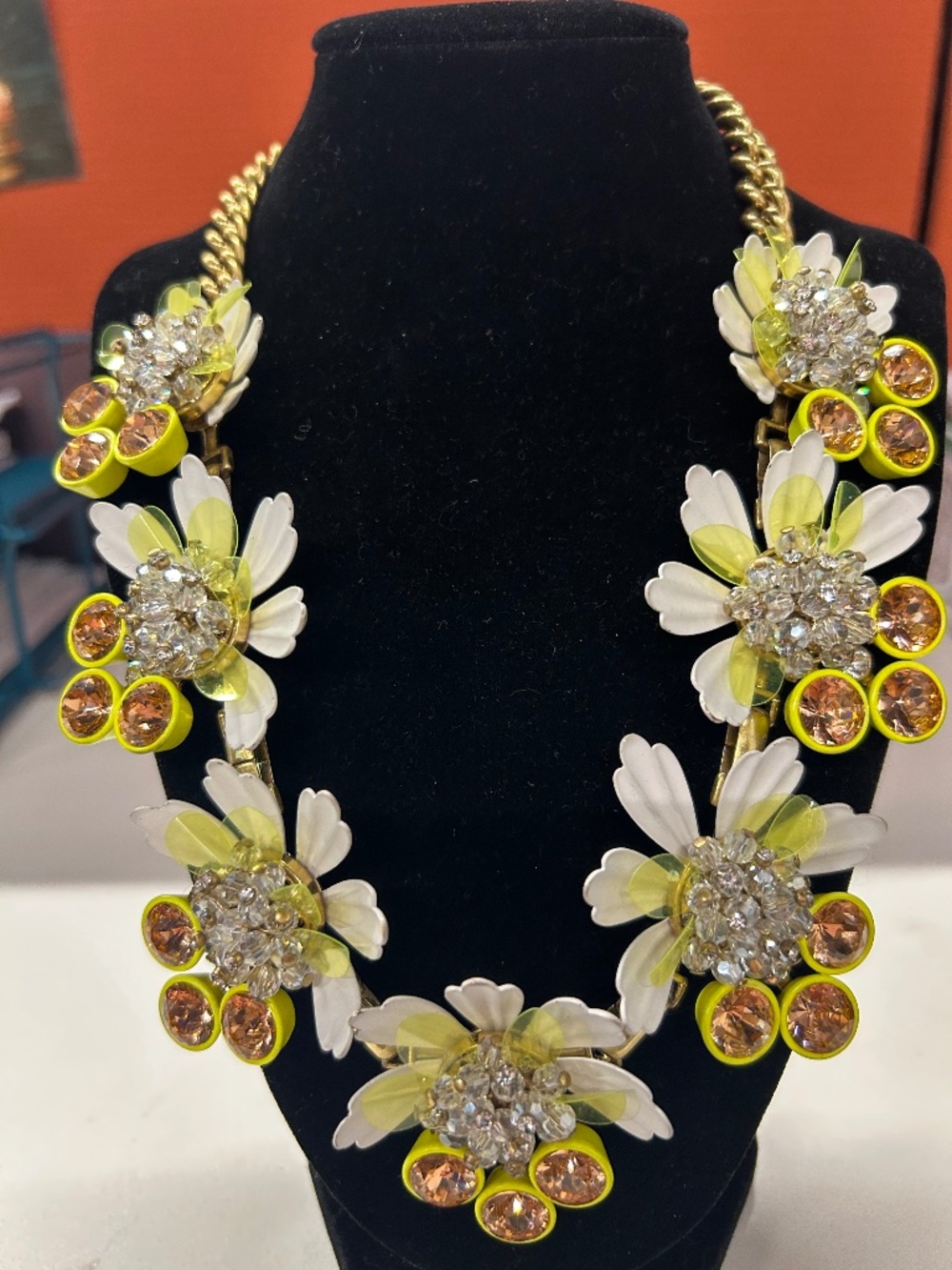 J. Crew Brûlée Daisy statement necklace - Picture 1 of 5